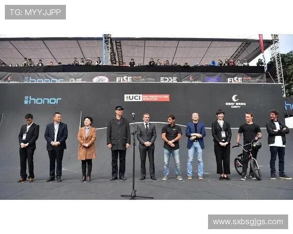 成都极限运动队与深圳极限运动队赛后复盘分析比赛节奏与战术对比